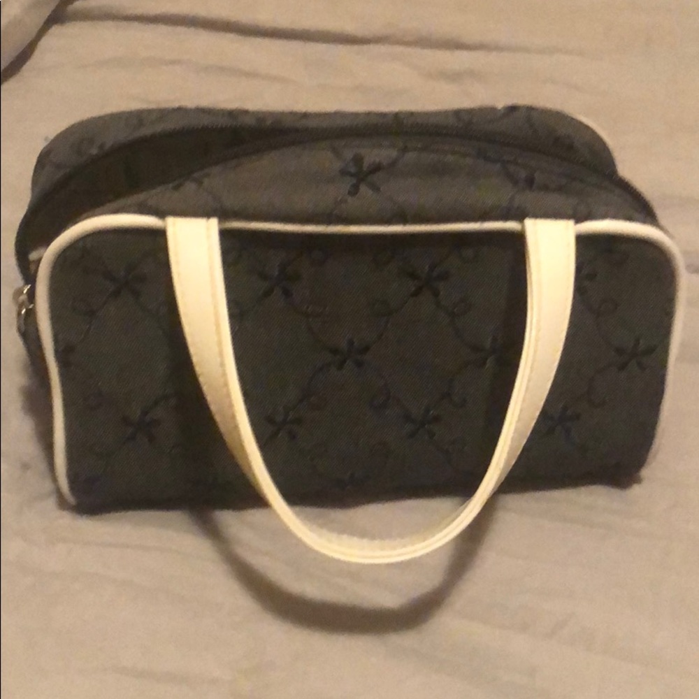 Small Victoria Secret cosmetic bag ❗️🆒